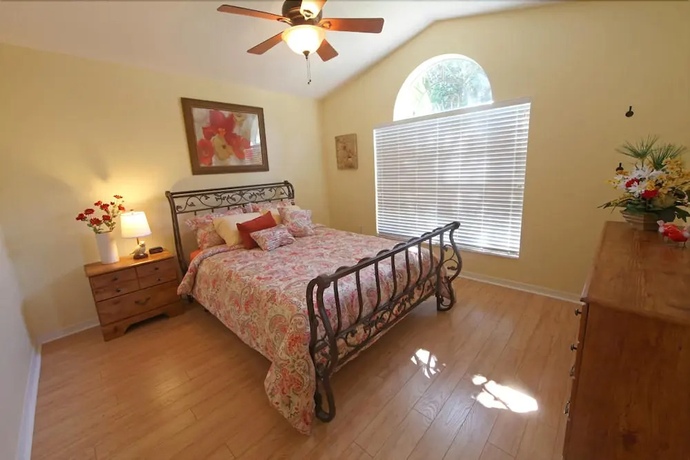 Bermuda Retreat Apartment 4 Bedroom