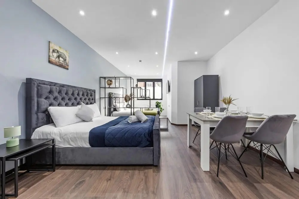 Serviced Studio Flat Near Camden Euston Station