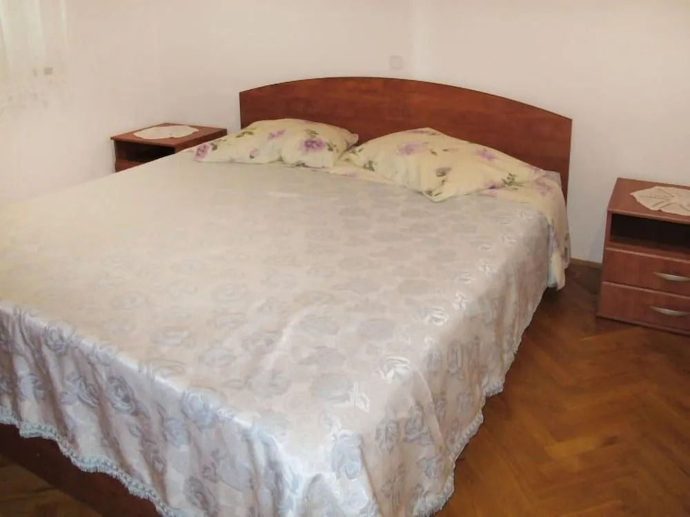 Nina Apartment