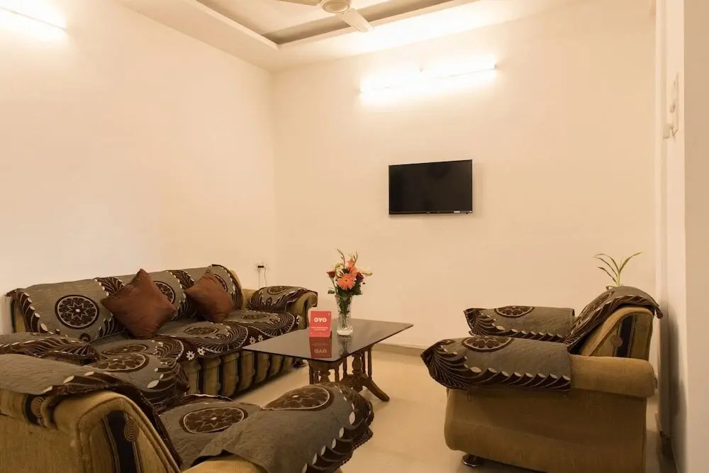OYO 10024 Orange City Apartments
