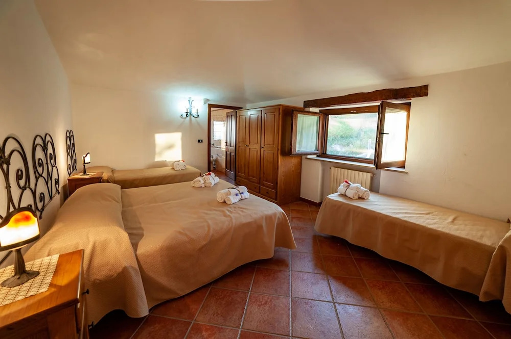 Azienda Agrituristica Le Terre Di San Leonardo