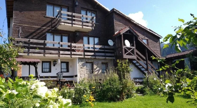 Chapov Guest Rooms