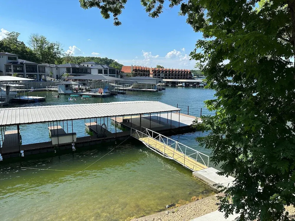 Our Cove Retreat - Perfect for Swimming, Tanning & Prime Location Fun
