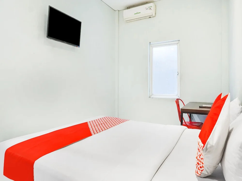 Sayang Home Stay by OYO Rooms