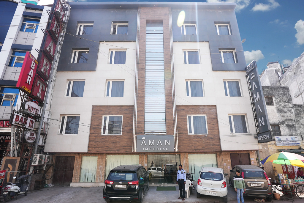 Hotel Aman Imperial Just a Minute Away From New Delhi Railway Station and Connaught place