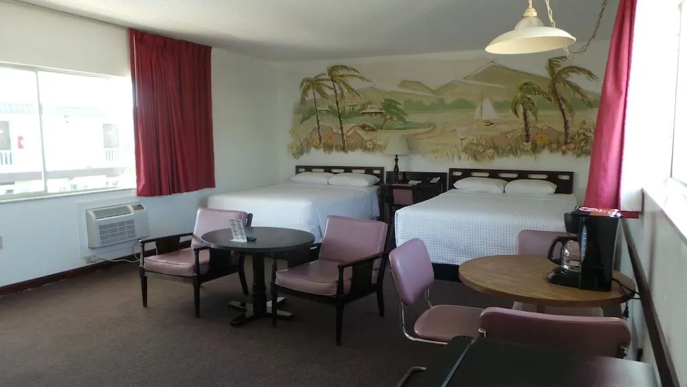 Island House Resort Hotel
