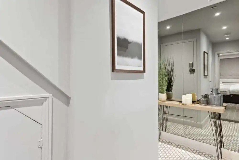 Designer 1 Bed apt W/terrace Sleeps 3 in Camden