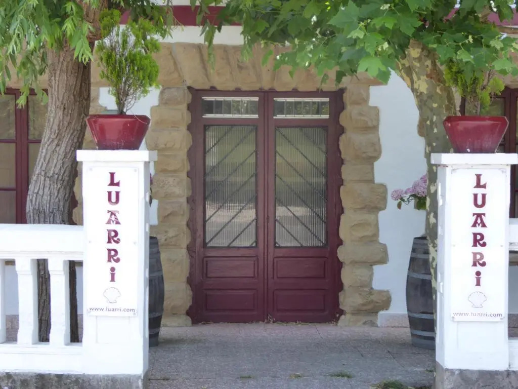 CR Luarri