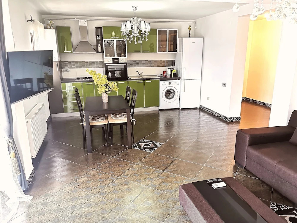 Casa Bella Apartments