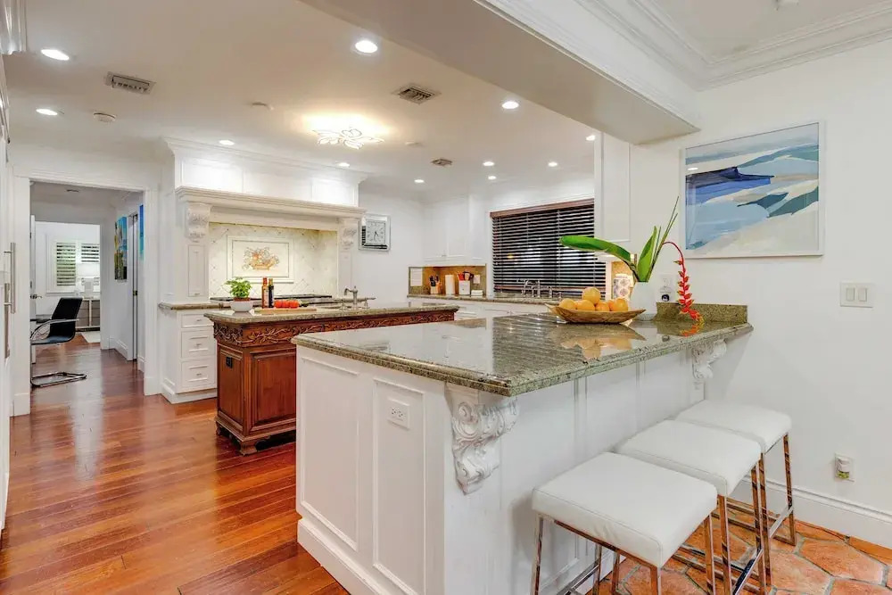 5mins to Beach Pool + Hot Tub Billiards Coral Ridge Getaway by Avantstay