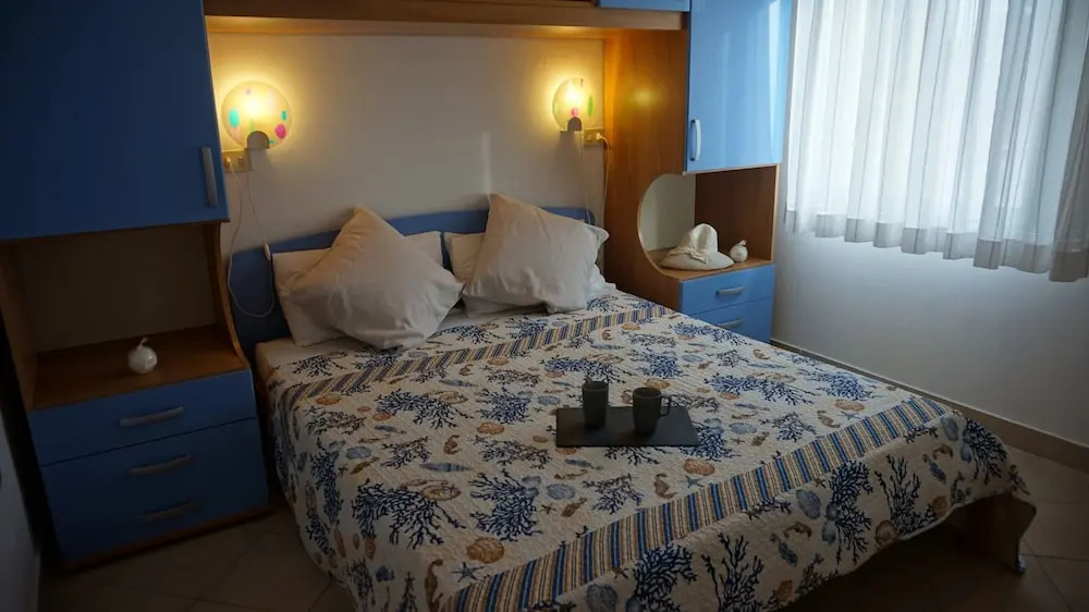 Fantastic Flat in a Quiet Villa With Terrace