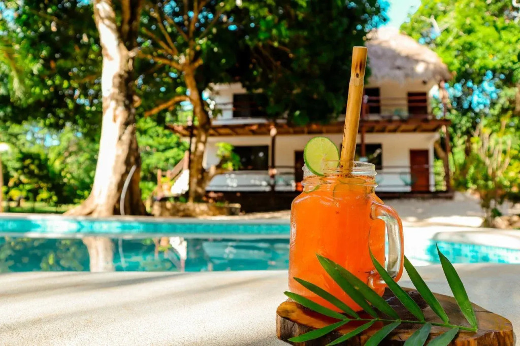 Royal Palm Bacalar Cabañas & Lagoon Club