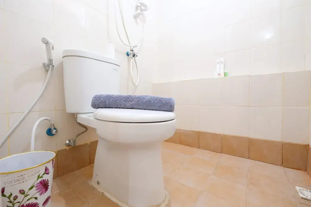 Best Price & Comfy Bassura City Apartment