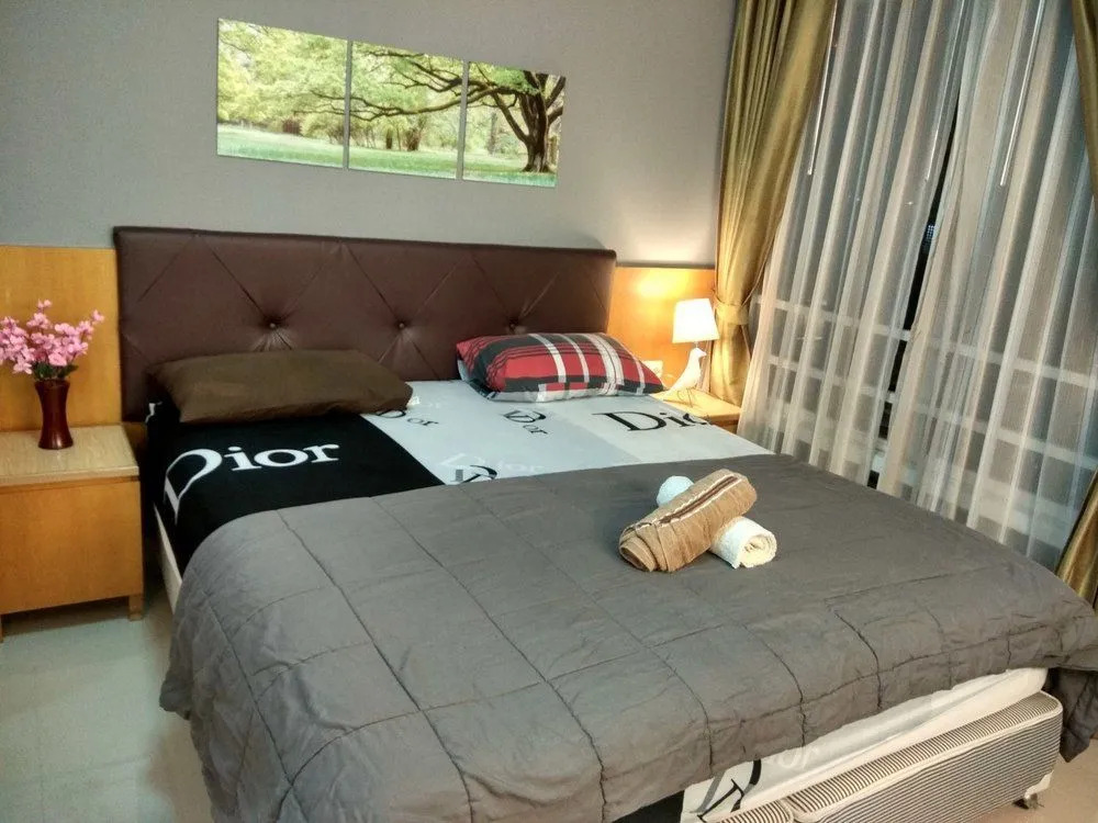 Savi Rooms