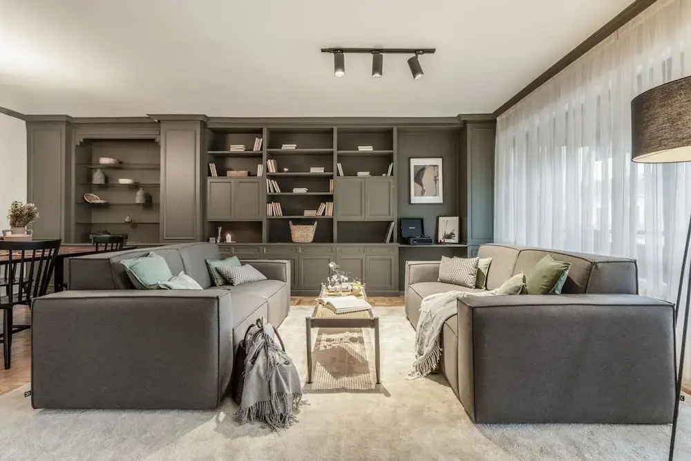Taracea - 4 Bedrooms in Almagro