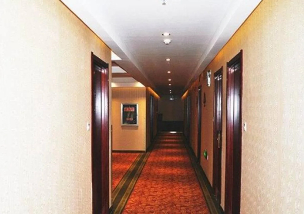 GreenTree Inn Lanzhou Zhongchuan Airport Commerce Street Express Hotel
