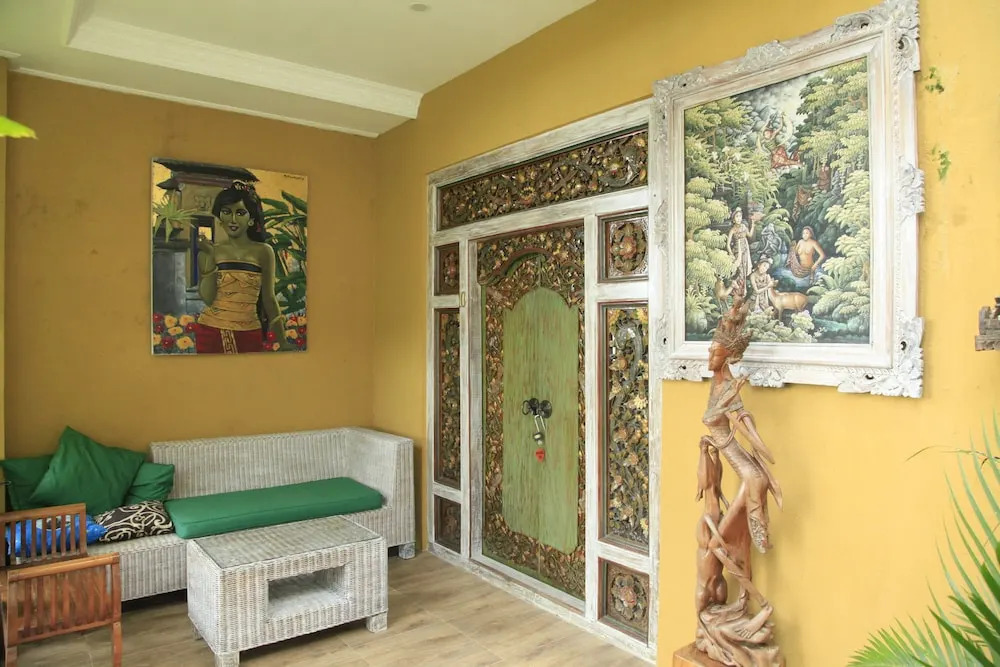 Kubu Sari House