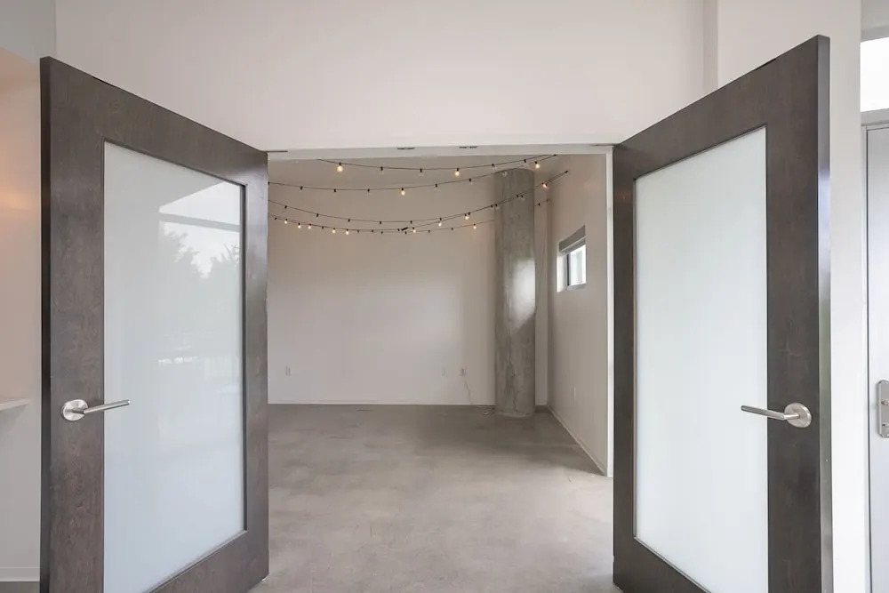 Unfurnished Condo | Amazing Layout with Balcony and In-building Storage Unit
