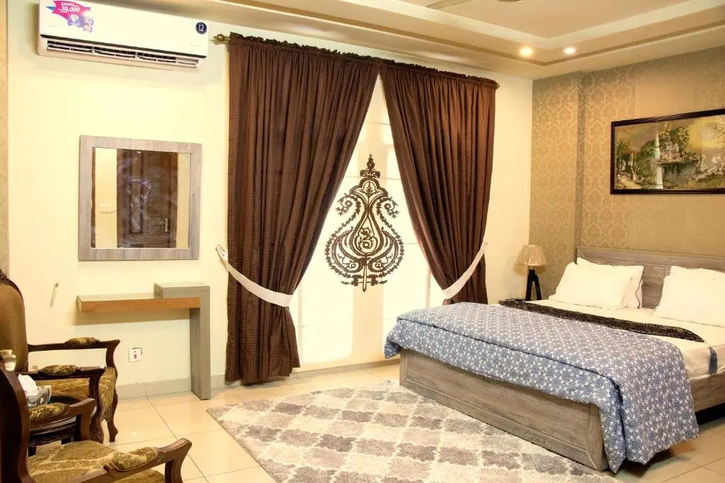 Executive 3 Bedrooms Apartment In Bahria Town