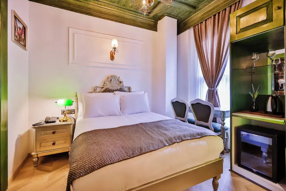 Emerald Mansion Hotel - Special Category