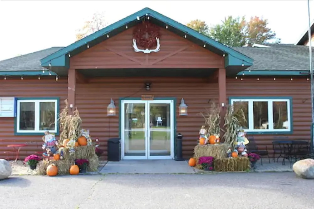 White Pine Lodge