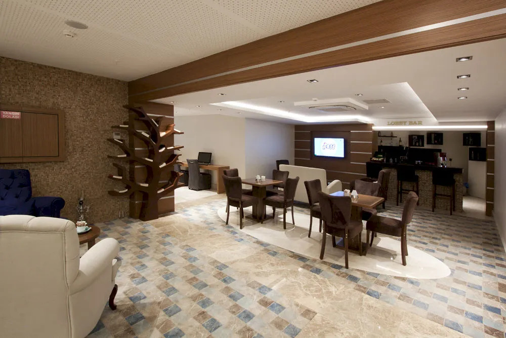 Mirel Otel