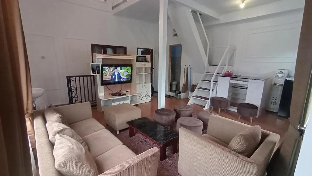 DIENG GHUZY HOUSE syariah family room 3 kamar
