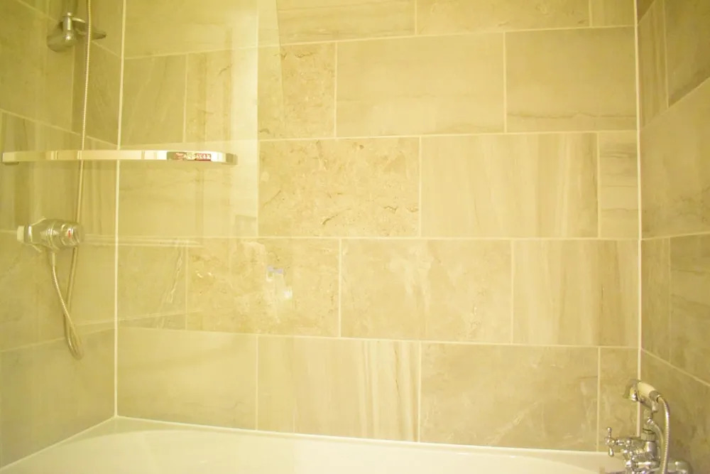 Kensington 2 Bedroom Flat With Balcony