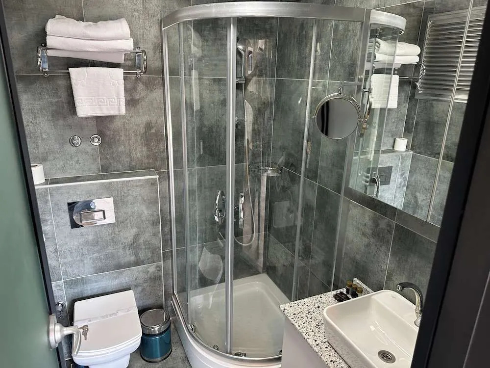 Marlen Hotel Bayraklı