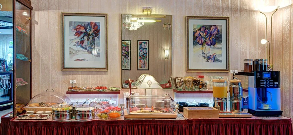 Astoria Hotel