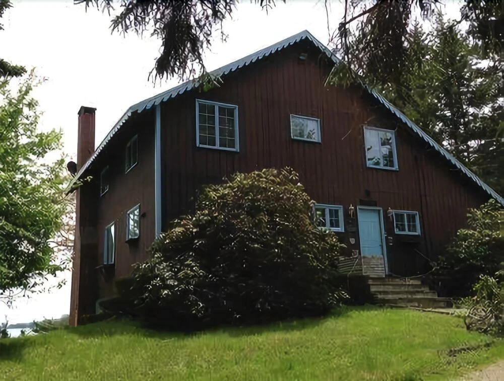 Shangri-La - Four Bedroom Home