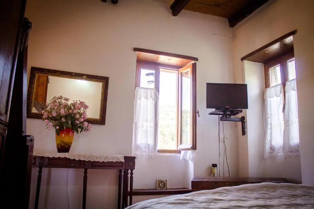 Gioia Traditional House