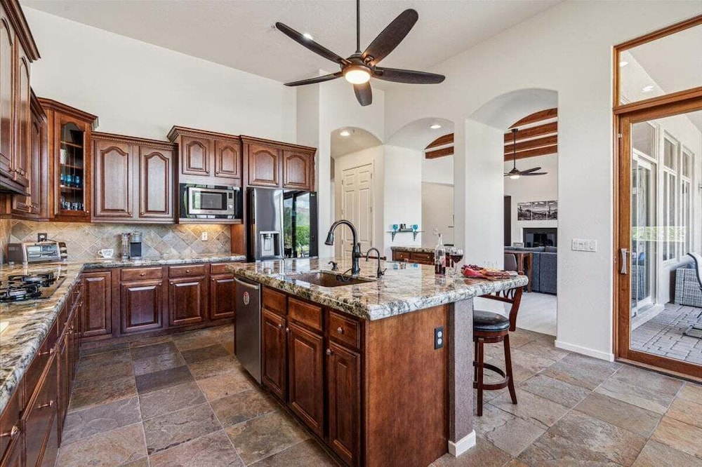 Scottsdale - 14586 E Wethersfield Rd