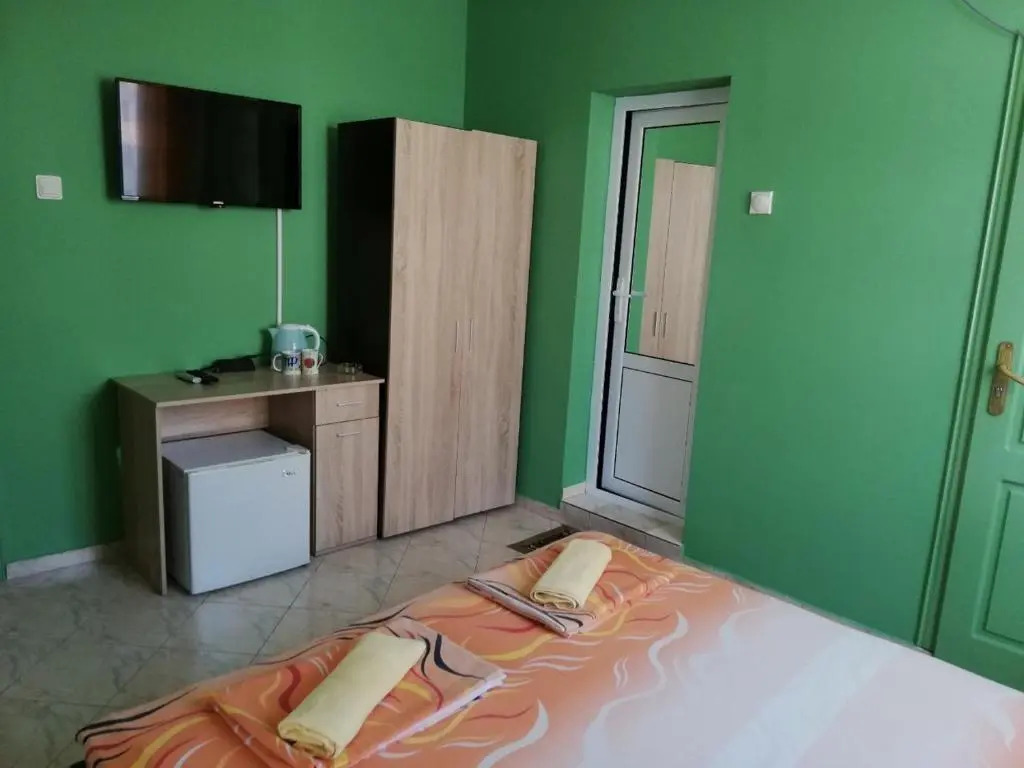 Guest House Yanina