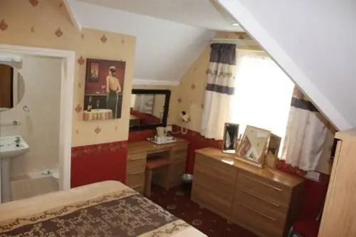 Gascony Hotel