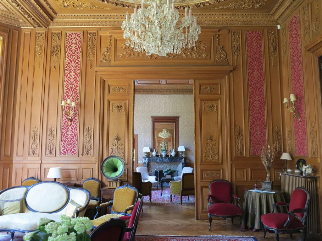 Château De Verrières