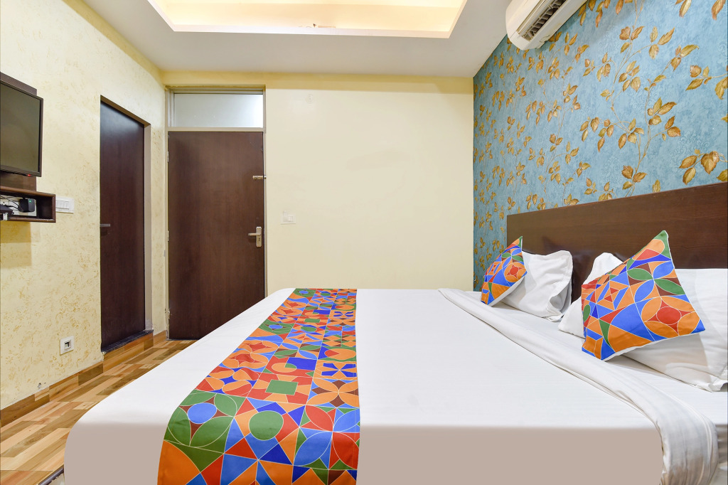 Hotel Krishna Pride