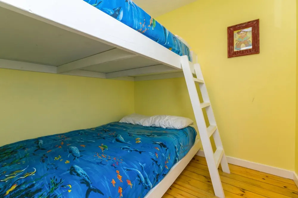 2120 S 11th Street Townhouse Unit 303 - 3 Br townhouse by RedAwning