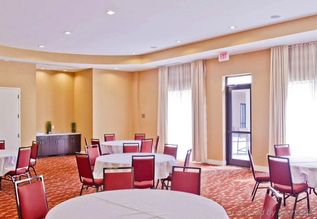 Courtyard Charlotte Concord