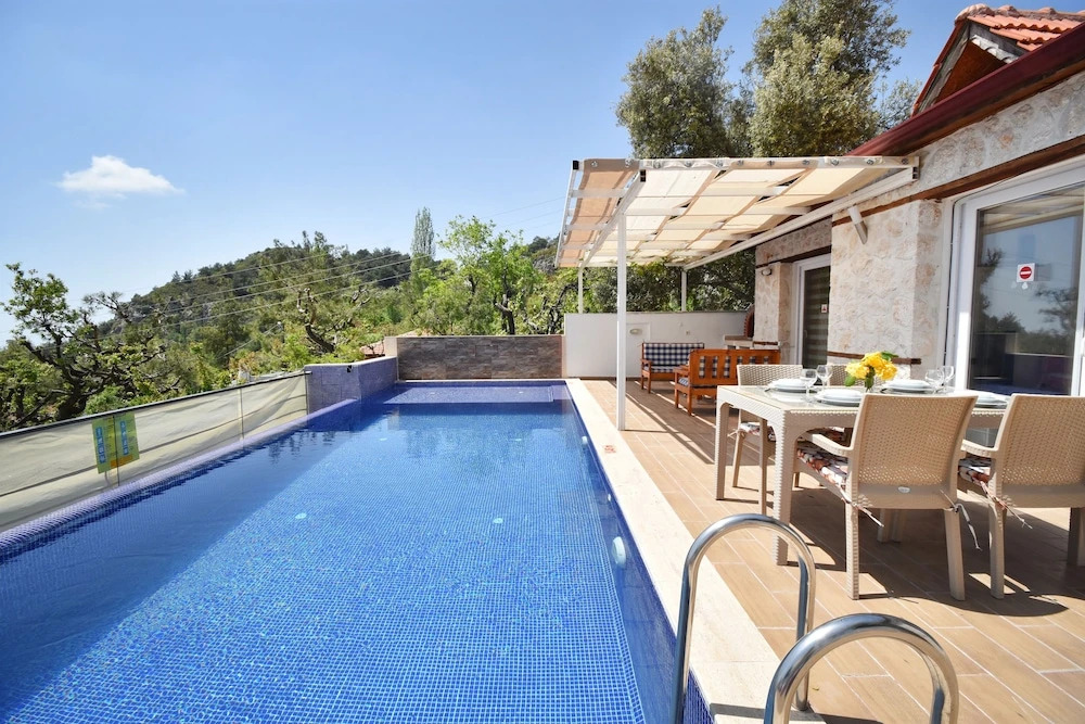 Villa Bengu by Helaltatilvillari