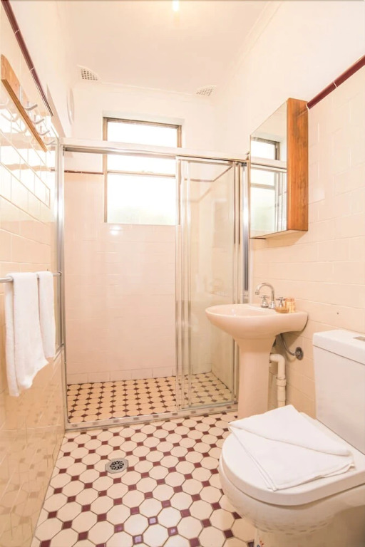 Beautiful Pre-loved Ashfield 4 Bedroom Home