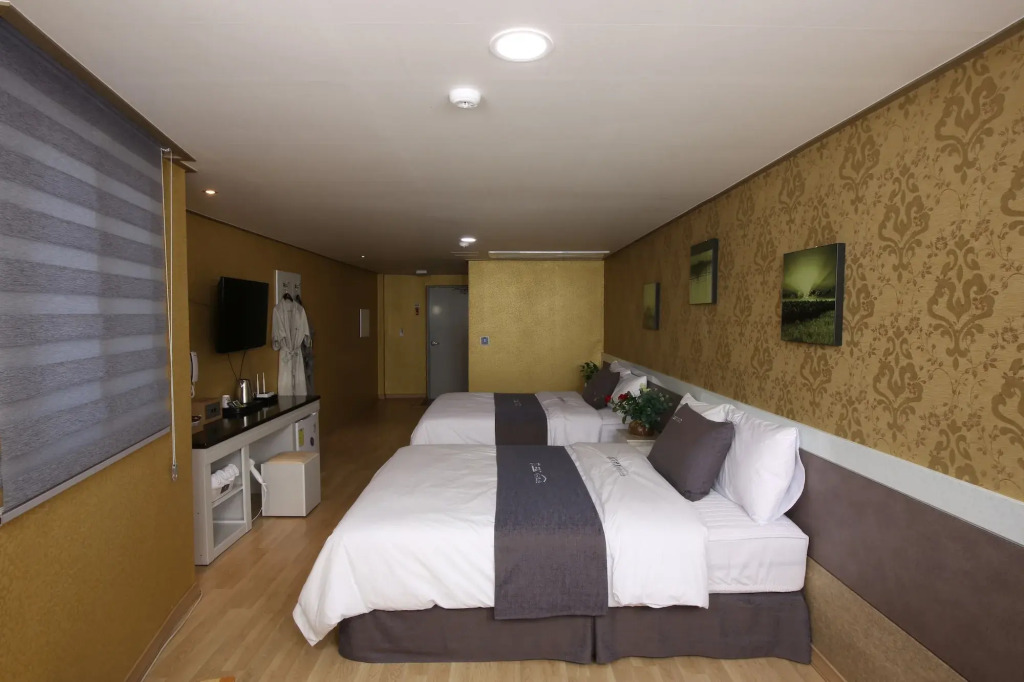 Dorcas Tourist Hostel