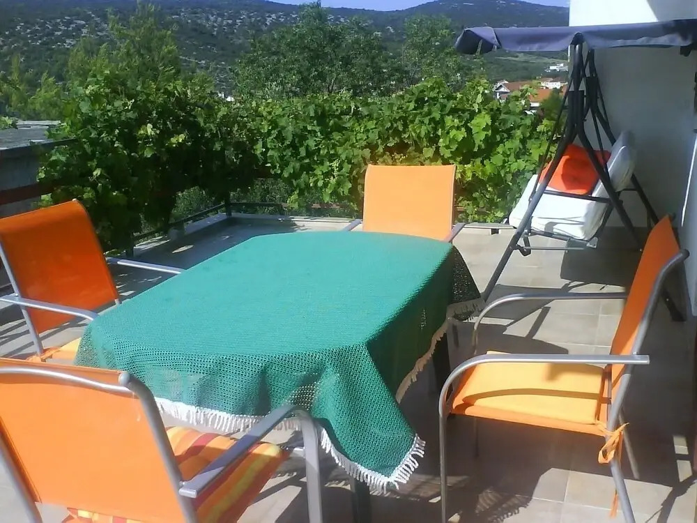 Marino - Large Terrace - A1