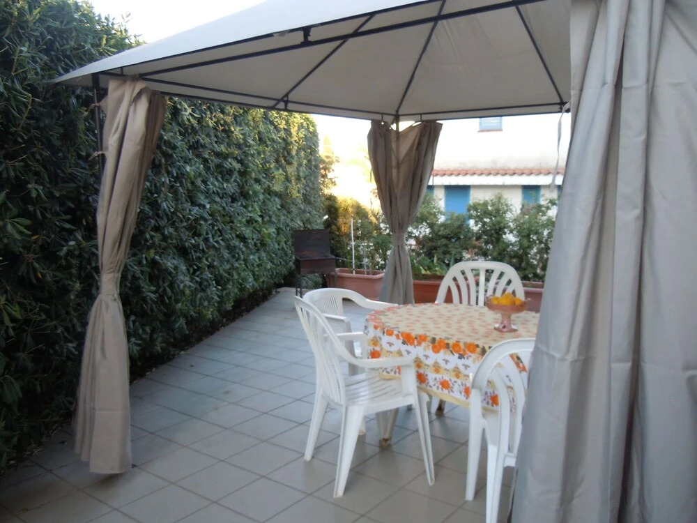 Apartment in Villa Tersi 200 Meters From the sea - air Conditioned - Wifi