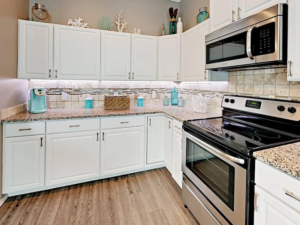 118 N Nautica House - 2 Br home by RedAwning