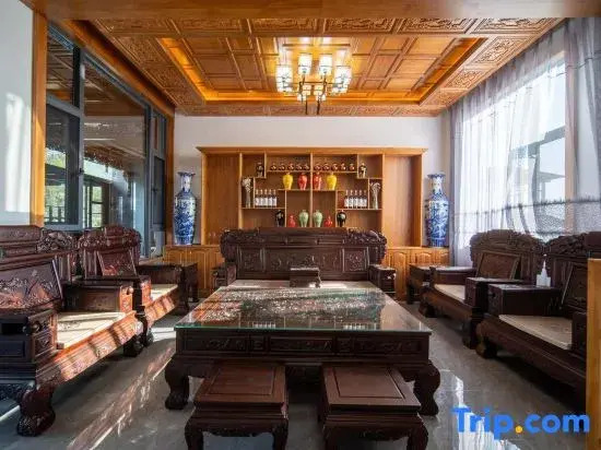 Qiyi Homestay (Sanyi International Airport)