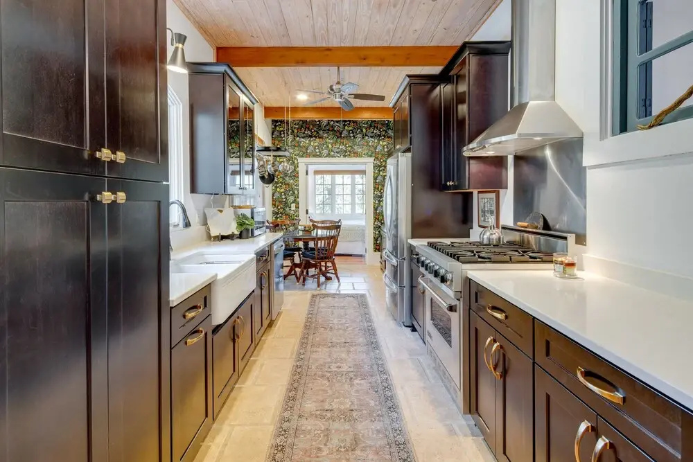Lakefront Landrum Home w/ Deck, Fire Pit & Kayaks!