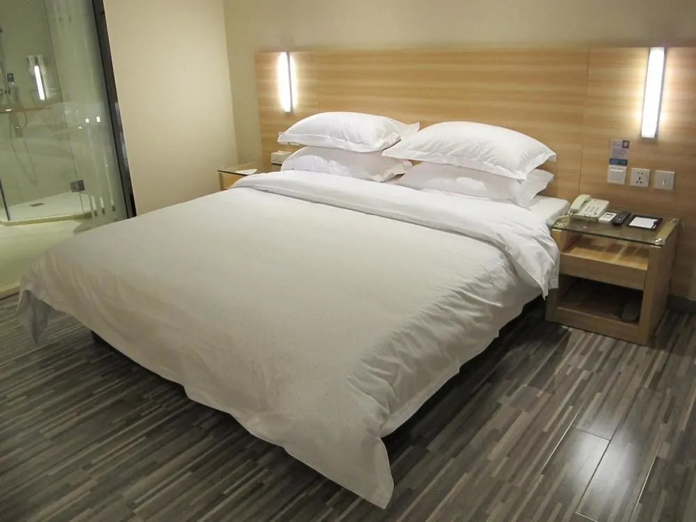 City Comfort Inn