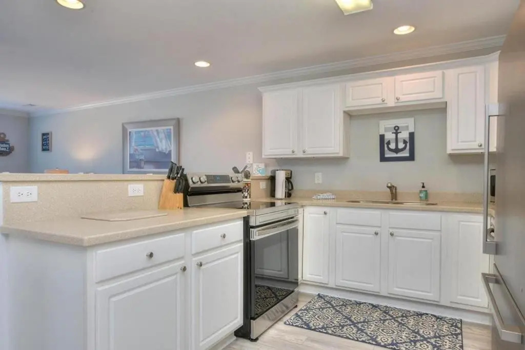 Ocean Walk 6204-Anchors Away