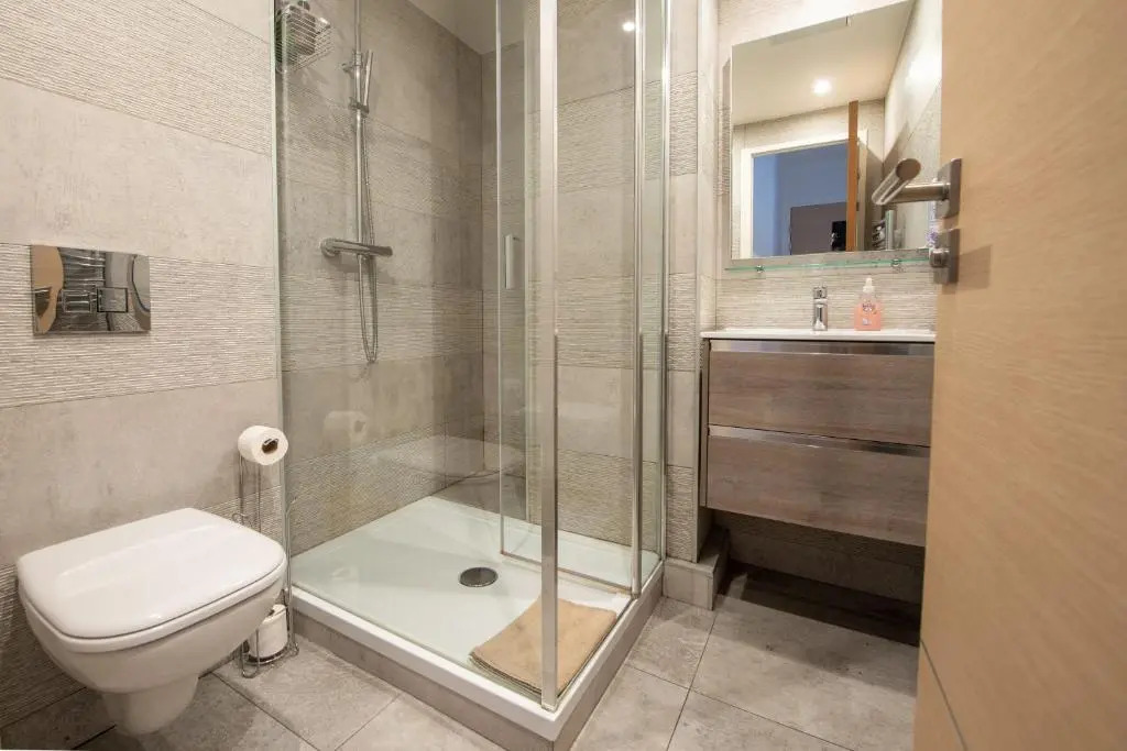 Jean Medecin - Modern And Brand New 1br Flat